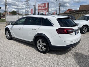 OPEL INSIGNIA Sports Tourer 2.0 CDTI AWD COUNTRY (Automata) BŐR-NAVI-KAMERA-ÜFŰTÉS-HOLTÉRFIGYELŐ