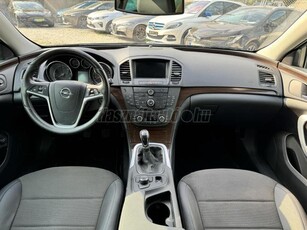 OPEL INSIGNIA Sports Tourer 2.0 CDTI Cosmo 181.000 KM TEMPOMAT ALUFELNI SZERVIZMÚLT