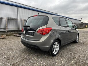 OPEL MERIVA B 1.4 T Cosmo