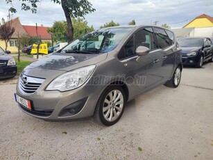 OPEL MERIVA B 1.4 T Cosmo Vezetett szervizfüzet.szép állapot