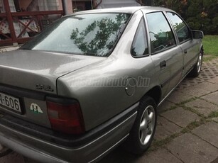 OPEL VECTRA A 1.8 CDX