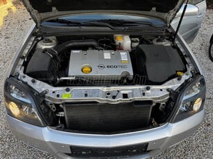 OPEL VECTRA C 1.8 GTS [Sport]