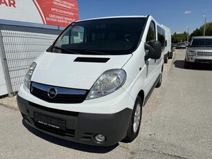 OPEL VIVARO 2.0 CDTI L1H2 2.9t MTA AZONNAL VIHETŐ. VEZETETT KÖNYV