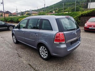 OPEL ZAFIRA B 1.8 Cosmo