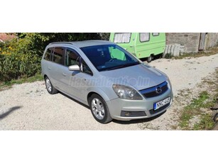 OPEL ZAFIRA B 1.8 Cosmo