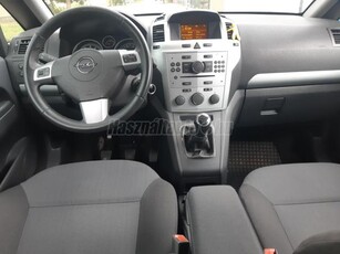 OPEL ZAFIRA B 1.8 Cosmo