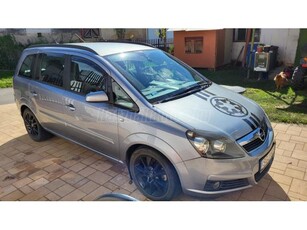 OPEL ZAFIRA B 2.2 Elegance