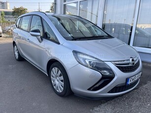 OPEL ZAFIRA szervizelt autó. végig vezetett szervizkönyv