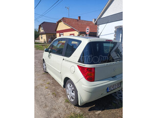 PEUGEOT 1007 1.4 HDi Trendy