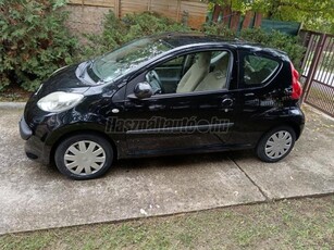 PEUGEOT 107 1.0 Move