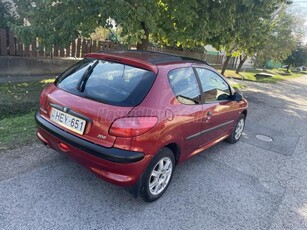 PEUGEOT 206 1.1 Color Line