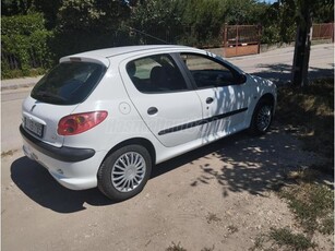 PEUGEOT 206 1.1 Open Magánszemélytől.ALAP TÍPUS Vizsga : 2026-ig 2003-as évjárat