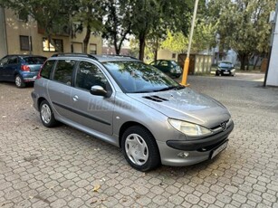 PEUGEOT 206 1.1 Presence