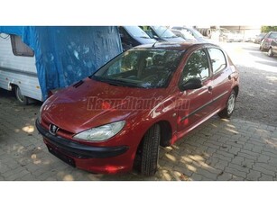 PEUGEOT 206 1.1 Presence