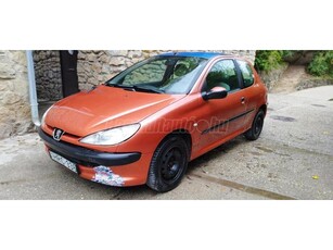 PEUGEOT 206 1.1 Presence