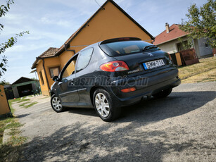 PEUGEOT 206+ 1.1 Urban