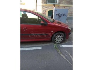 PEUGEOT 206 1.1 Urban