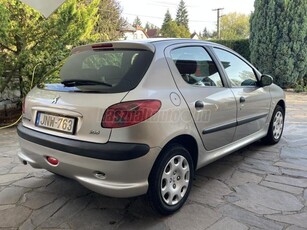 PEUGEOT 206 1.1 X-Design