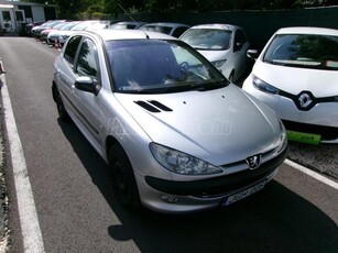 PEUGEOT 206 1.4 16V Premium FRISS MŰSZAKI+A. KLÍMA+SZERIZELT+VÁLTÓZÁR!