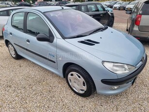 PEUGEOT 206 1.4 Mistral Magyarországi.Első tulajdonos.Végig szervízelt!