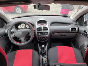 PEUGEOT 206 1.4 TRENDY 180e km szép es jó állapot !