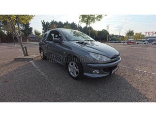 PEUGEOT 206 1.4 TRENDY