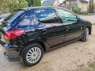 PEUGEOT 206 1.4 Trendy Plus