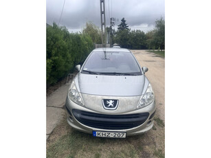 PEUGEOT 207 1.4 16V Premium