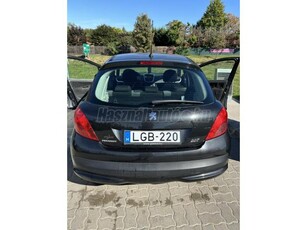 PEUGEOT 207 1.4 16V Premium