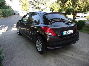 PEUGEOT 207 1.4 VTi Trendy