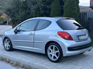 PEUGEOT 207 1.6 THP Feline