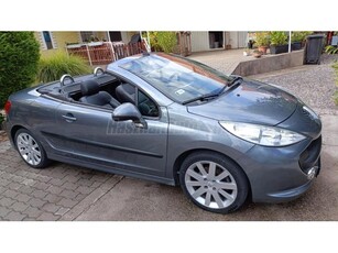 PEUGEOT 207 CC 1.6 HDi Feline