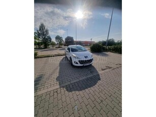 PEUGEOT 207 CC 1.6 HDi Feline EURO5