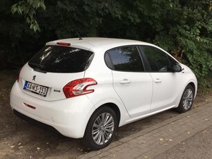 PEUGEOT 208 1.2 VTi PureTech Style