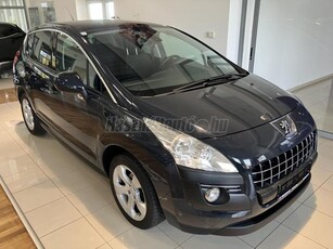 PEUGEOT 3008 1.6 HDi Confort Pack MÁRKAKÉPVISELET PANORÁMA TETŐ