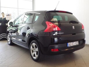 PEUGEOT 3008 1.6 HDi Premium Digit.klíma! Navi! Üvegtető! Tempomat!