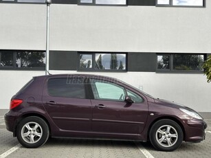 PEUGEOT 307 1.4 16V Presence Magyarországi! Digitális Klímával!