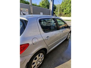 PEUGEOT 307 1.6 HDi D-Sign