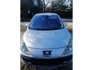 PEUGEOT 307 2.0 Sportline