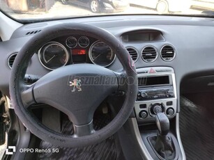 PEUGEOT 308 1.6 VTi Premium