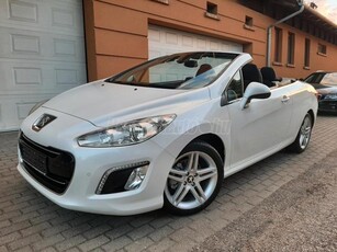 PEUGEOT 308 CC 1.6 HDI Premium Facelift Led 188.000 km! Navi!