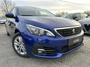 PEUGEOT 308 SW 1.2 PureTech Allure Bőr belső/Üvegtető/Digit klíma/Vonóhorog