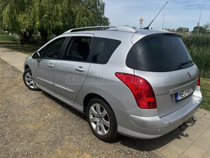 PEUGEOT 308 SW 2.0 HDi Active+