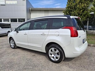 PEUGEOT 5008 1.6 BlueHDi Style Style+ (7 személyes ) EURO6. 120LE vezetett szervizkönyves gyöngyház fehér metál fényezésű