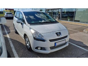 PEUGEOT 5008 1.6 e-HDi Active 2TR