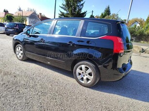 PEUGEOT 5008 1.6 HDi Active