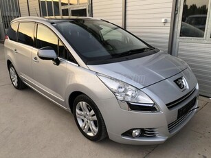 PEUGEOT 5008 1.6 HDi Premium