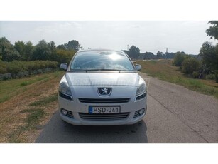 PEUGEOT 5008 1.6 THP Premium