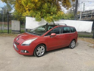 PEUGEOT 5008 2.0 HDi Premium