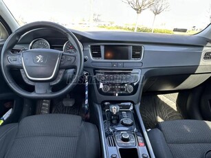 PEUGEOT 508 2.0 HDi HYbrid4 Allure 4x4 (Automata)